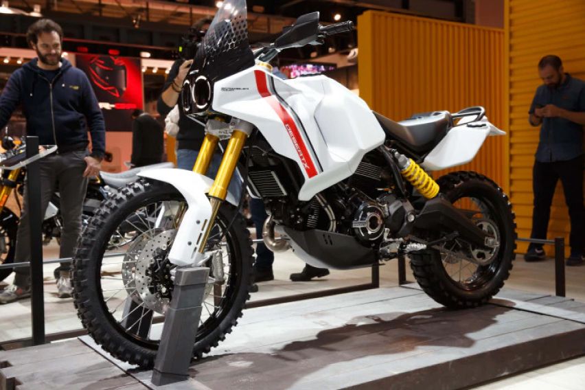 Ducati DesertX  