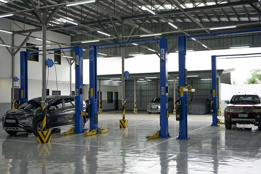 Mitsubishi SJ Legacy Motors - Isabela