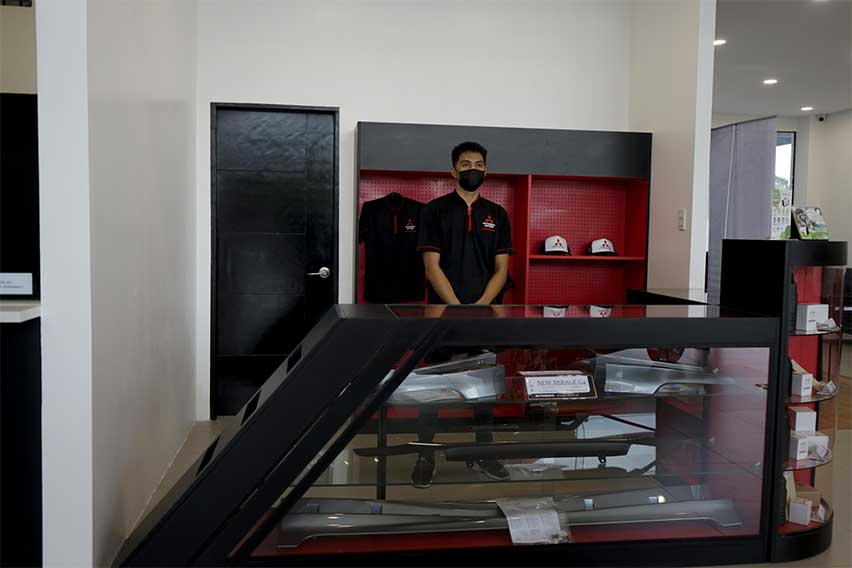 Mitsubishi SJ Legacy Motors - Isabela