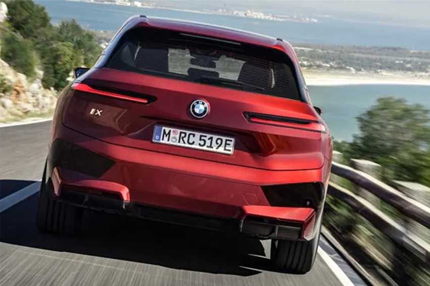 BMW iX rear