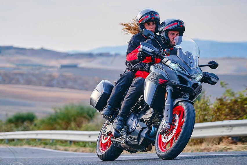 Ducati Multistrada V2 2021