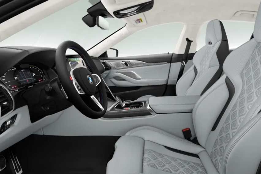 BMW M8 Gran Coupe: Cabin