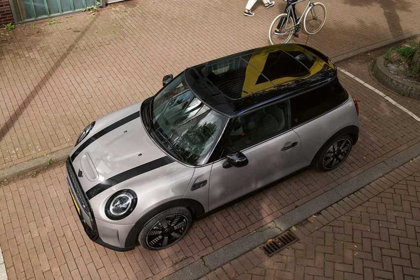 Mini 3 Door Cooper S front