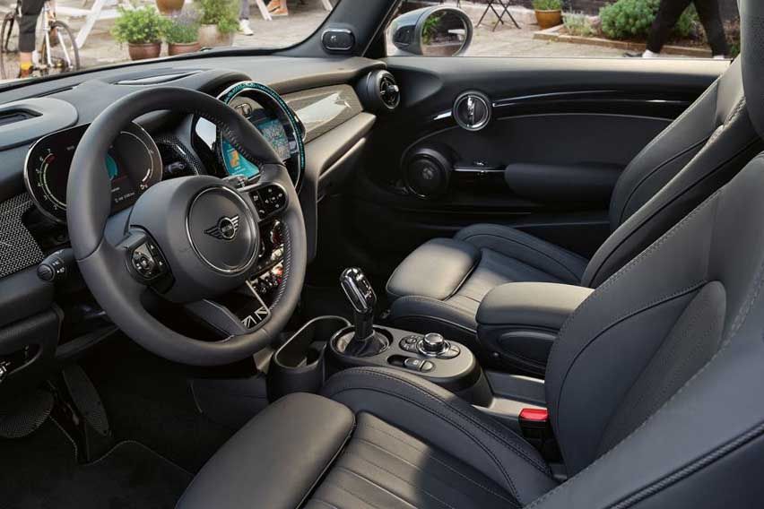 Mini 3 Door interior