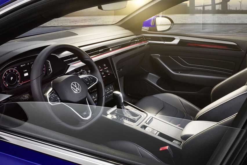 2021 Volkswagen Arteon R-Line cabin