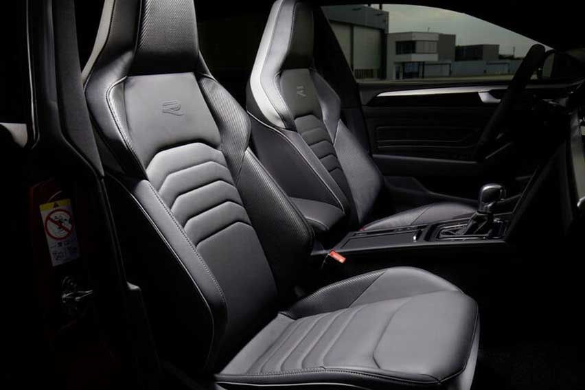 2021 Volkswagen Arteon R-Line sports seat