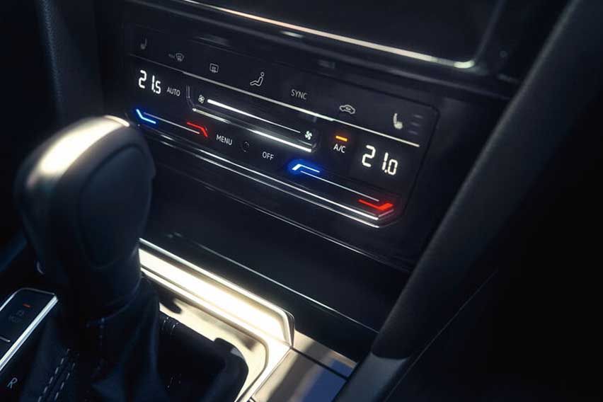 2021 Volkswagen Arteon R-Line air-con system