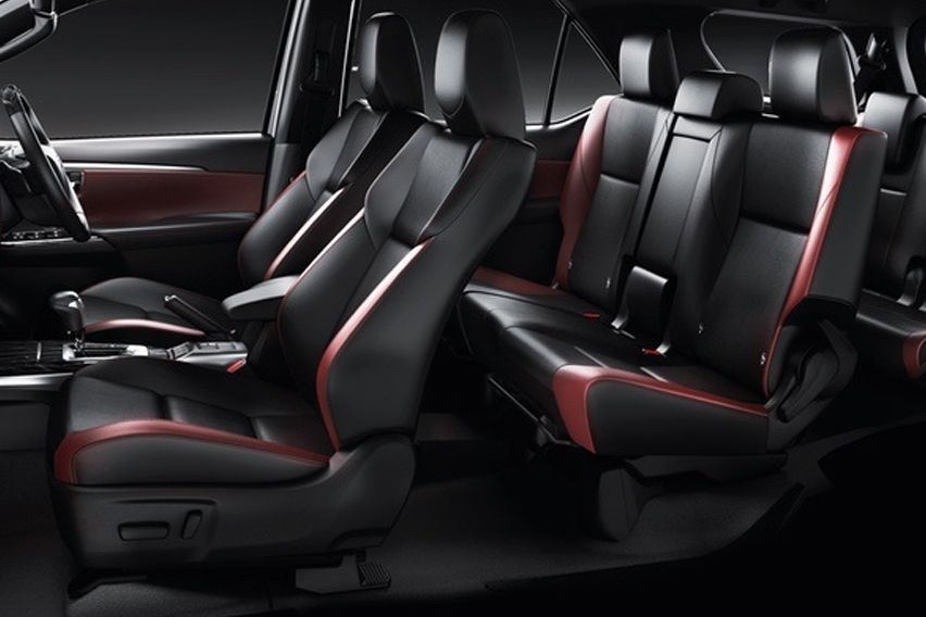 Toyota Fortuner interior