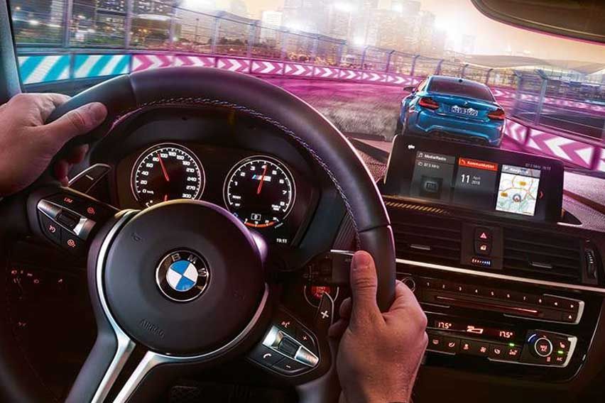 BMW M2 Competition cabin