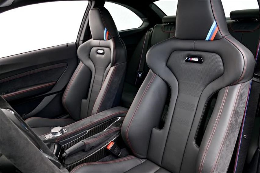 BMW M2 Competition interior