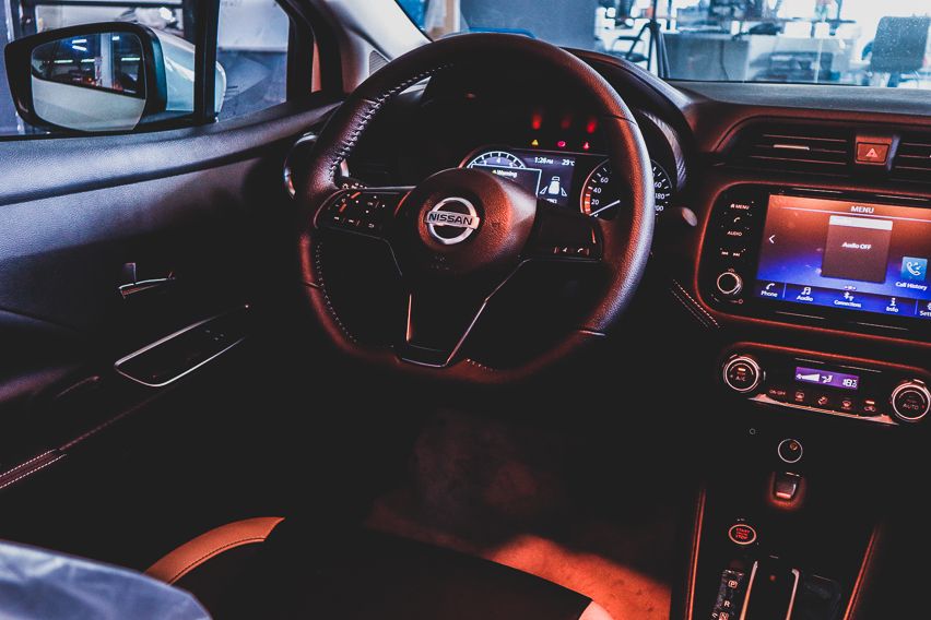 2022 Nissan Steering wheel