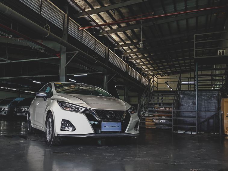 2022 Nissan Almera Right Quarter