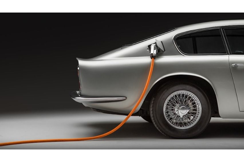 Aston-Martin-DB6-by-Lunaz