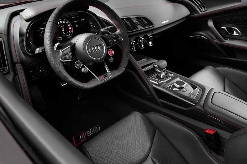 new Audi R8 V10 interior