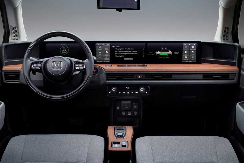 Honda e EV cabin