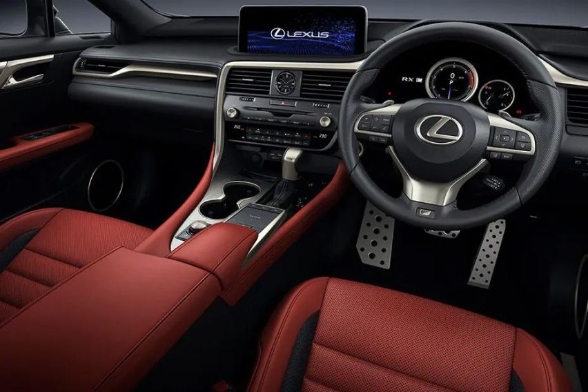 Lexus RX interior