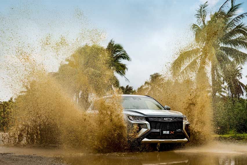 Geely Boyue X engine