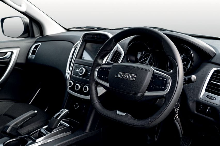 JMC Vigus Pro interior