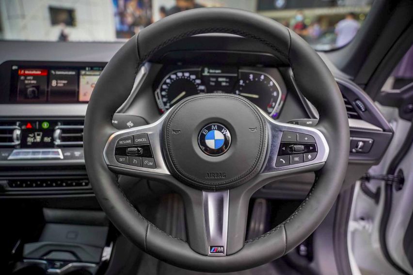 BMW 2 Series Gran Coupe steering wheel