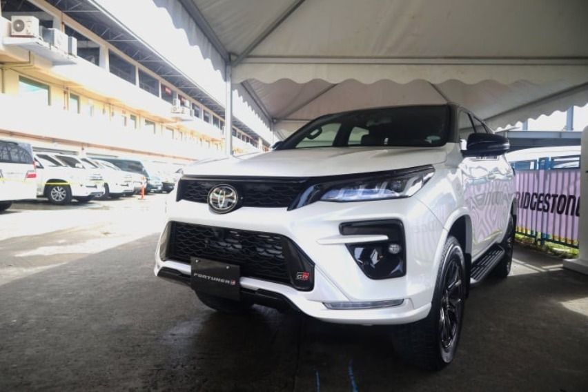 Toyota Fortuner GR-S