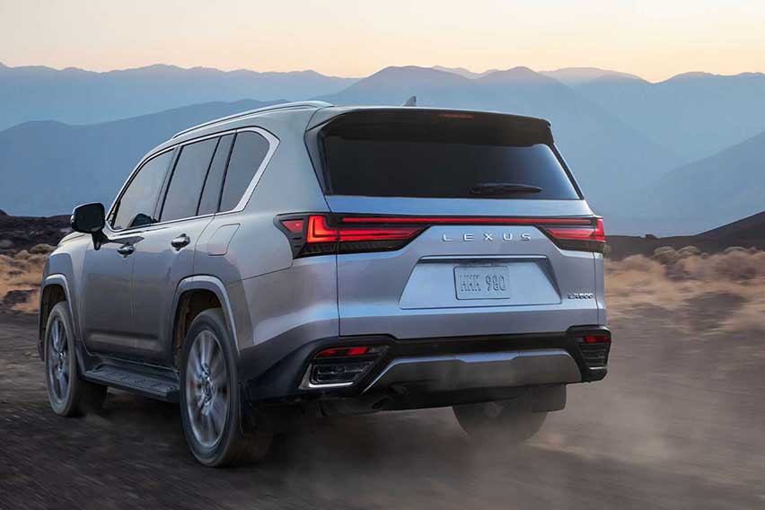 2022 Lexus LX 600 rear