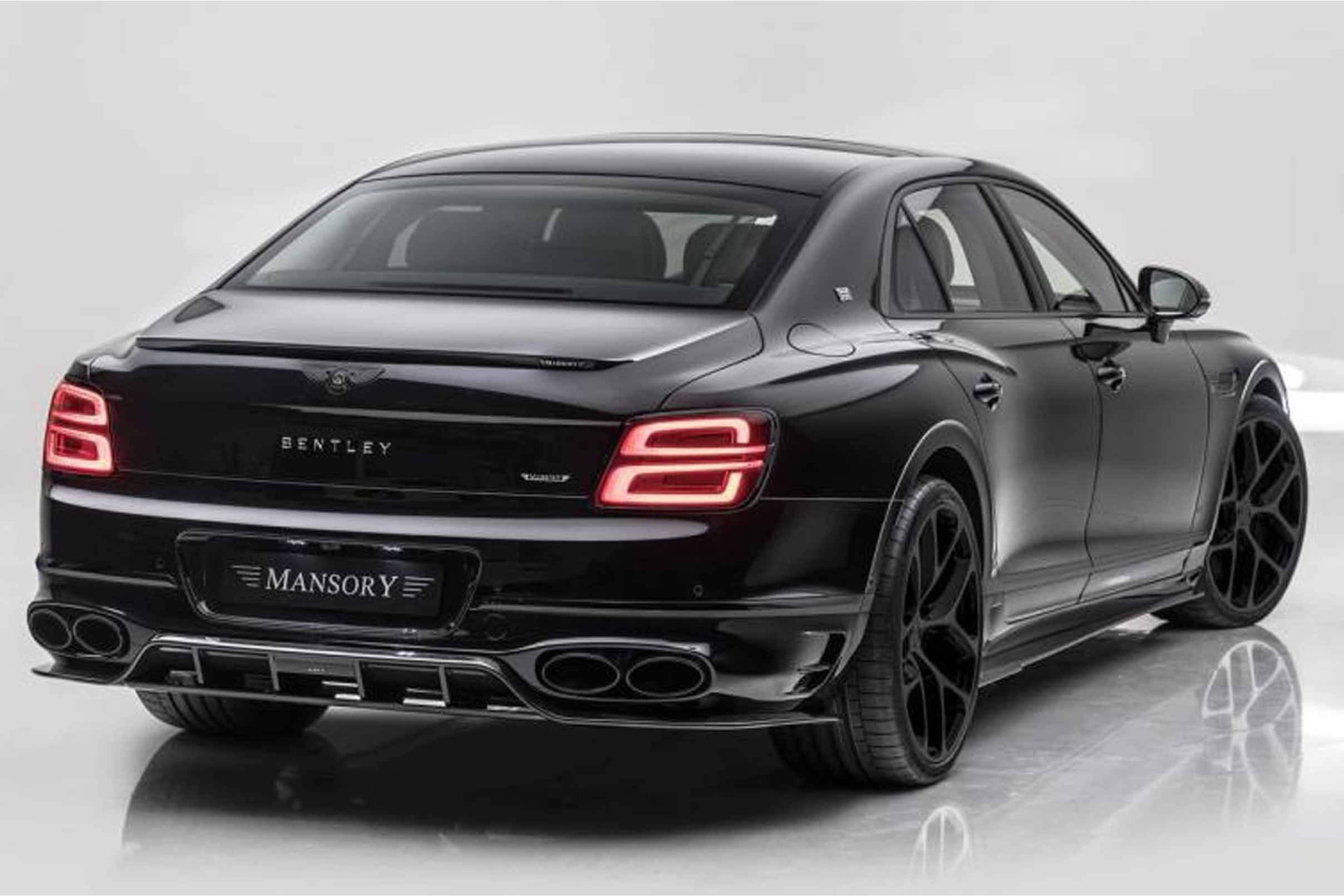 700 bhp Bentley Flying Spur DETAILS