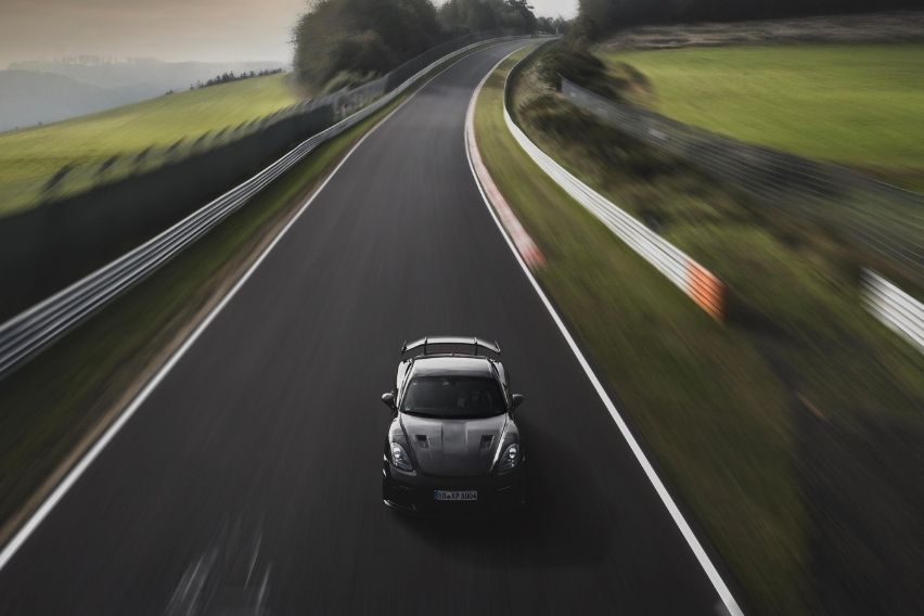 Porsche 718 Cayman GT4 RS