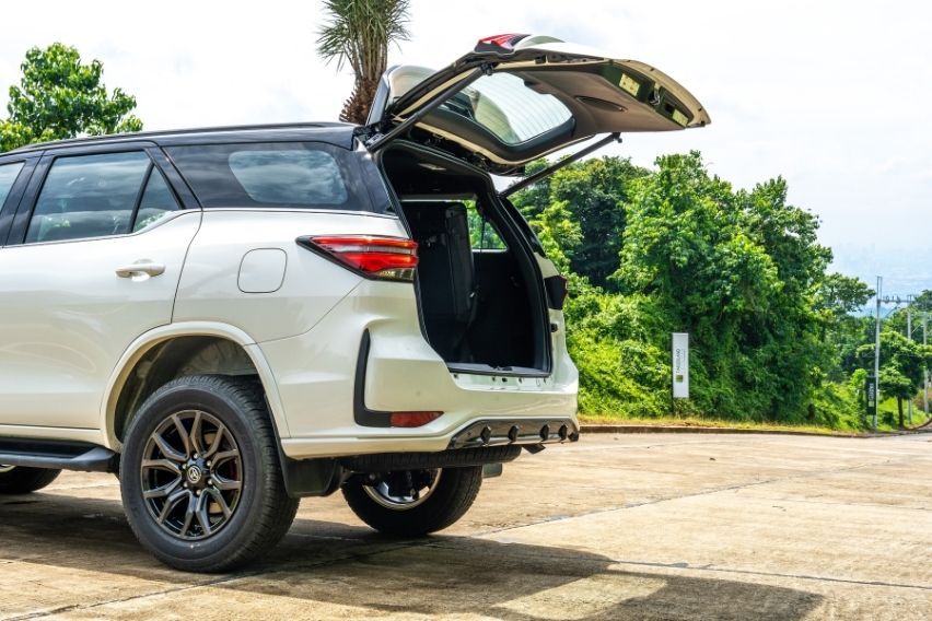 Toyota Fortuner GR-S