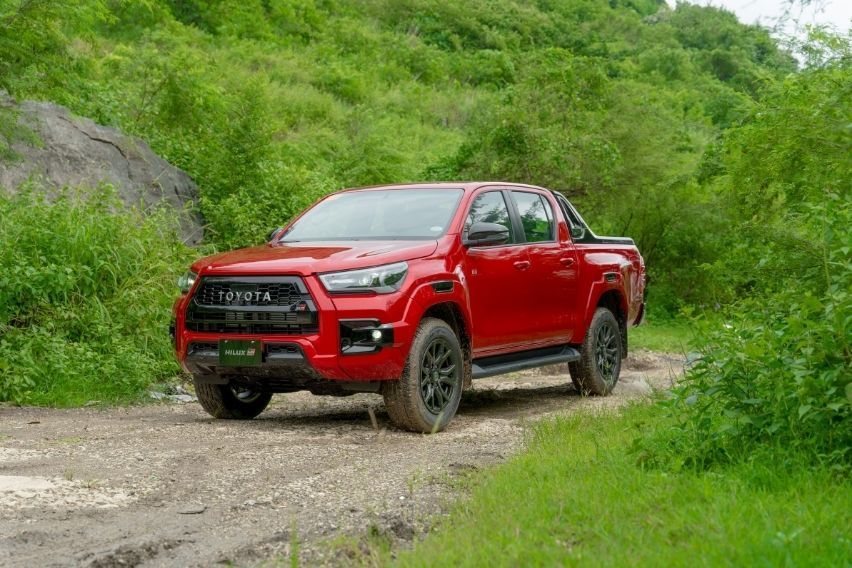 Toyota PH adds new convenience, safety features to 2022 Hilux 