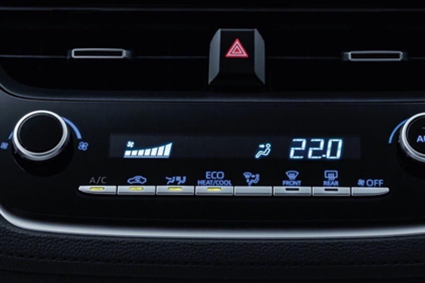 2021 Toyota Corolla Cross auto air-con system