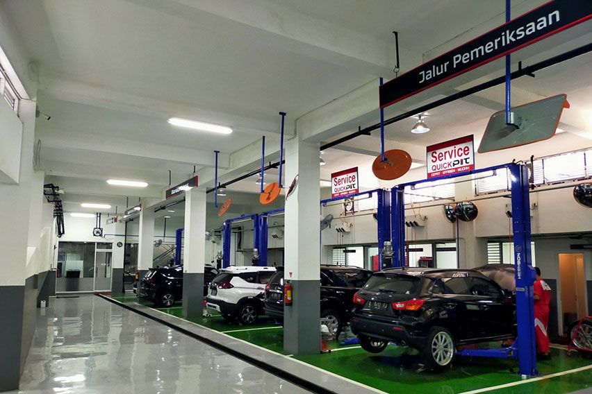Easy Tips to Maintain Vehicle Resale Value, Take Advantage of Official Workshops