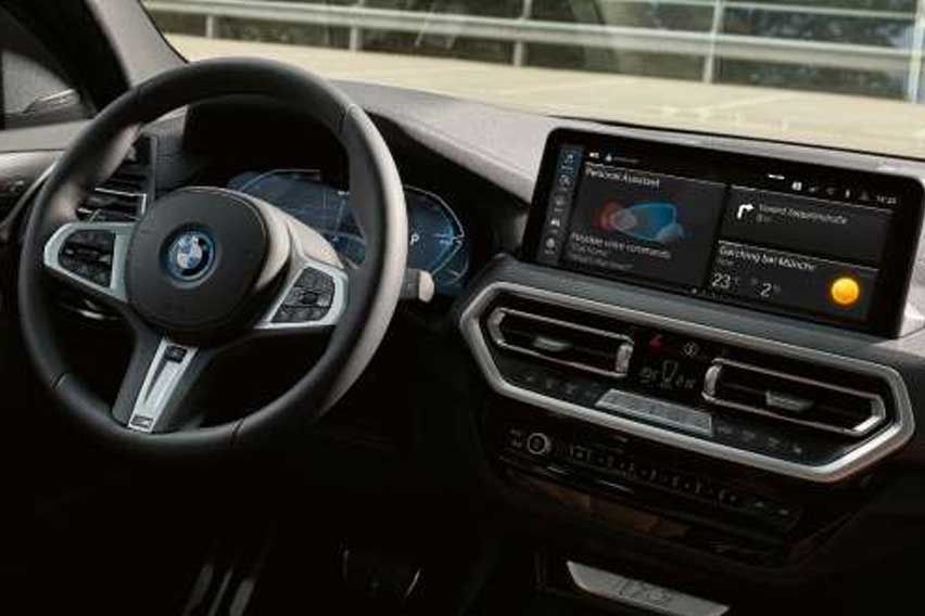 BMW iX3 electric SUV - cockpit