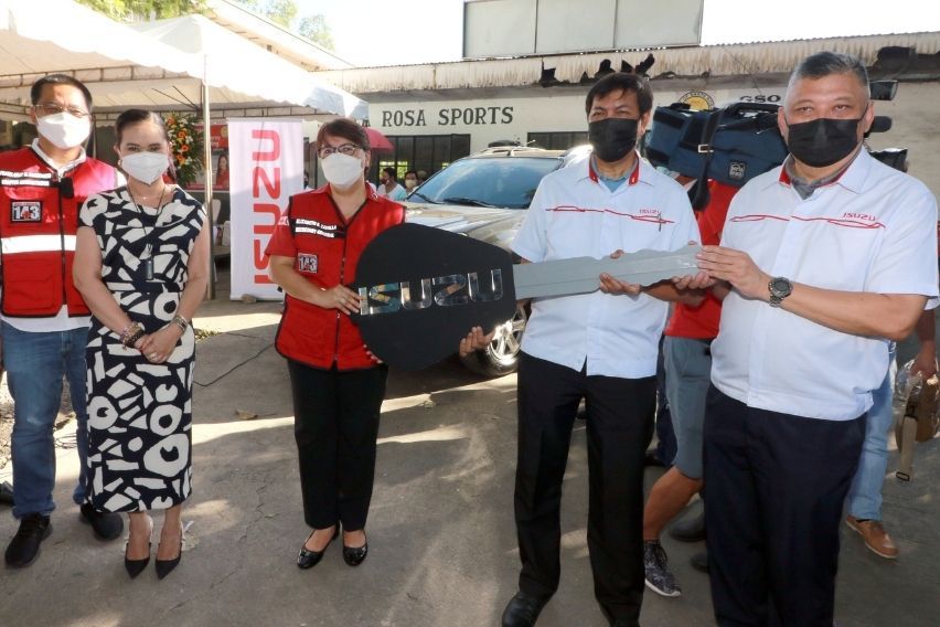 Isuzu D-Max donation to Philippine Red Cross (PRC) - Laguna Chapter