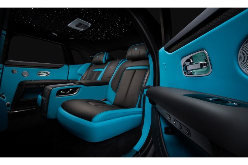 Rolls-Royce Black Badge Ghost