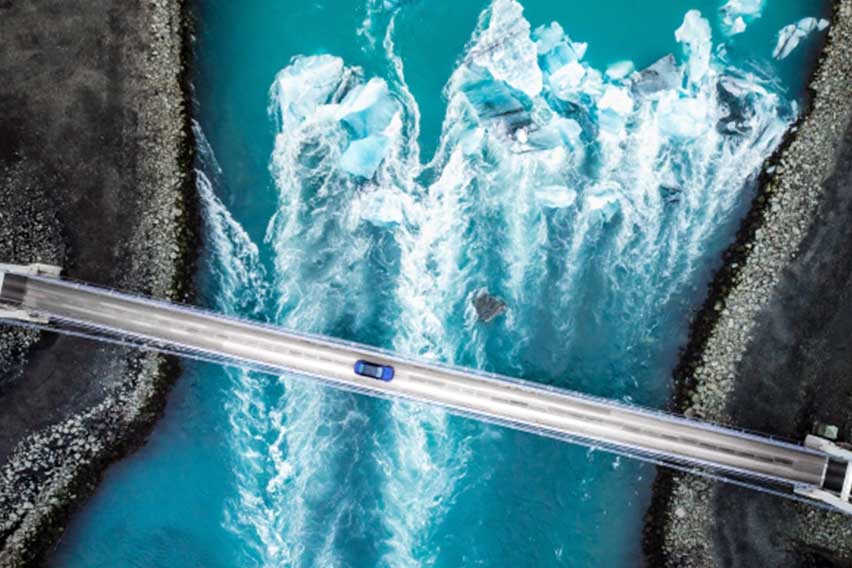 Bentley Flying Spur Hybrid