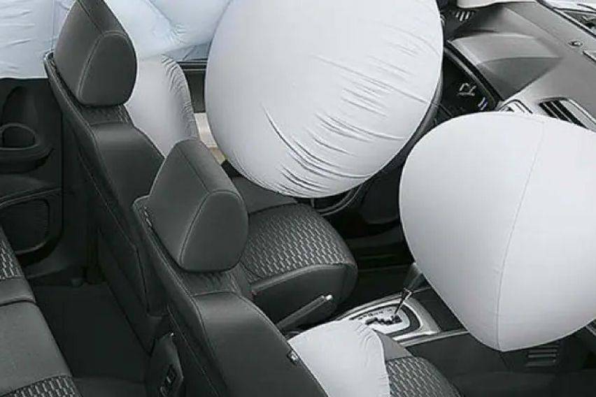 Toyota Rush airbags