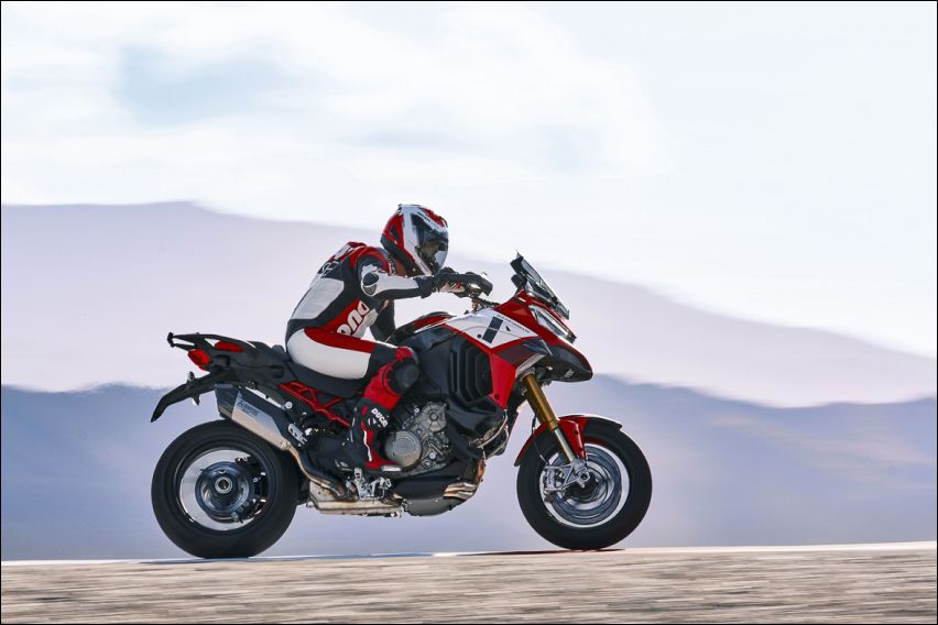 2022 Ducati Multistrada V4 Pikes Peak version features