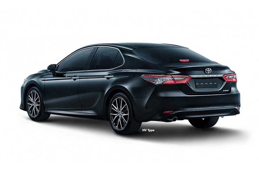 Toyota Camry facelift exterior