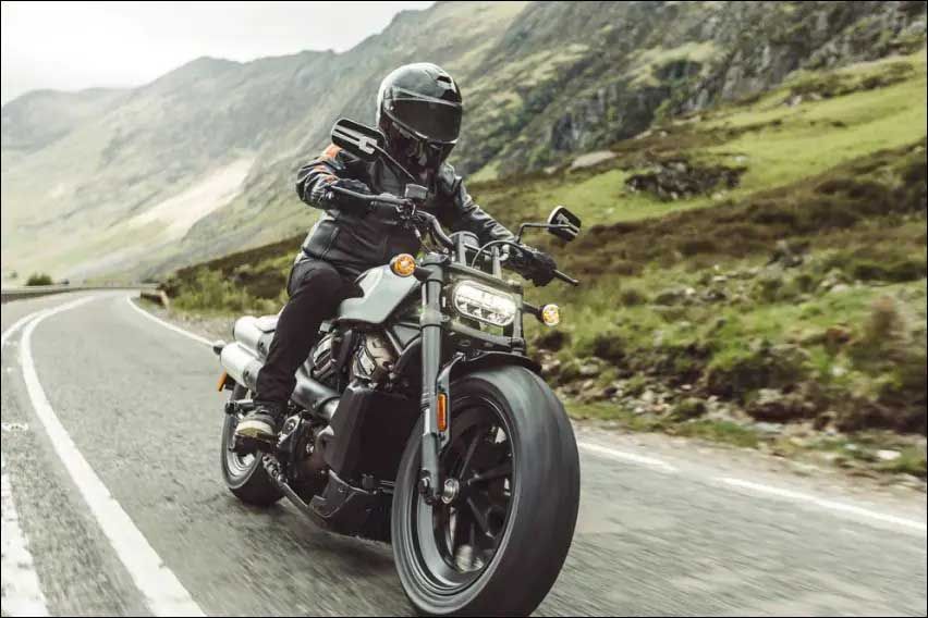  2021 Harley-Davidson Sportster S detail