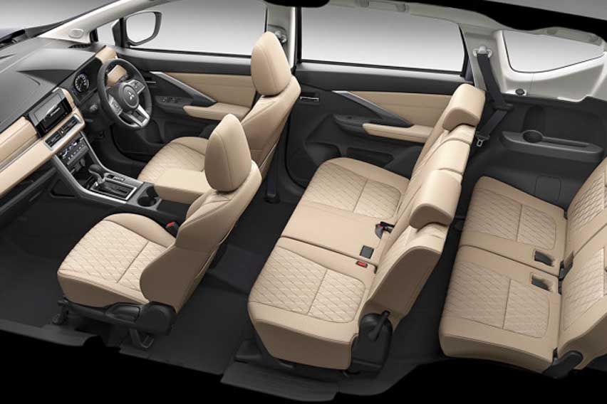 2022 Mitsubishi Xpander cabin