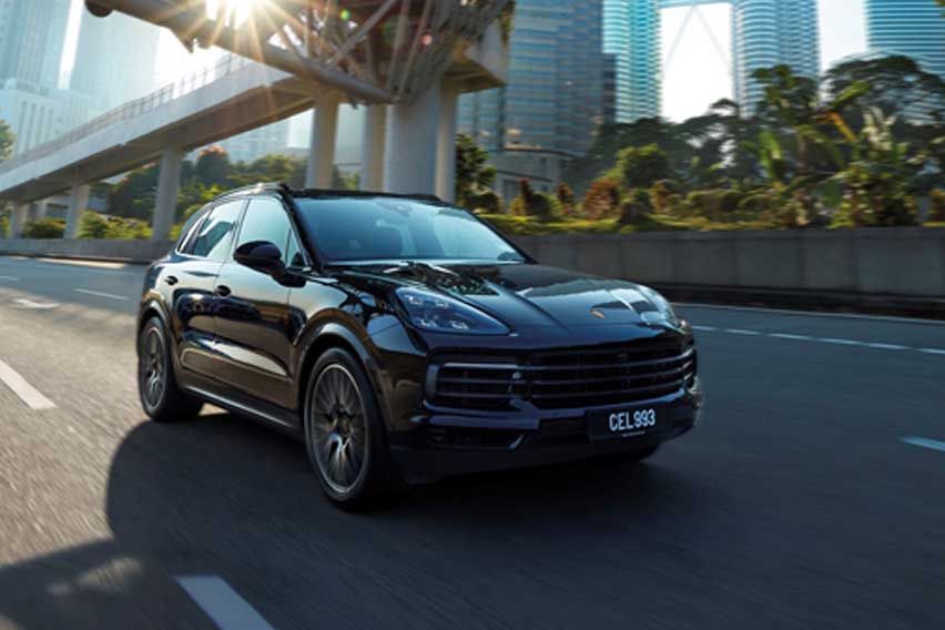 2022 Porsche Cayenne details