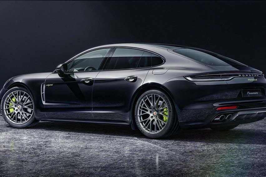 Here’s the Porsche Panamera Platinum Edition rear