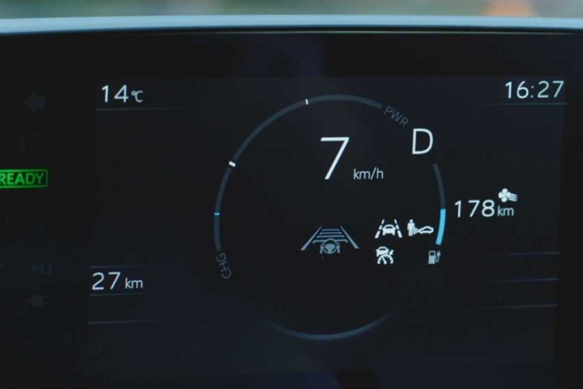 2022 Subaru Solterra EV features