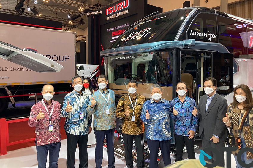 Hino GIIAS 2021