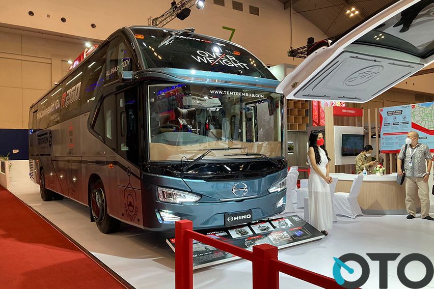 GIIAS 2021: Kolaborasi Hino dan Tentrem Ciptakan Bus R260 Baru, Tawarkan Kenyamanan Ekstra