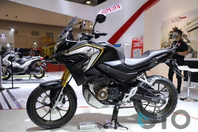 2021/11/GIIAS-2021-Honda-CB150X2.jpg