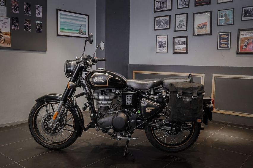 Classic 500 Tribute Black