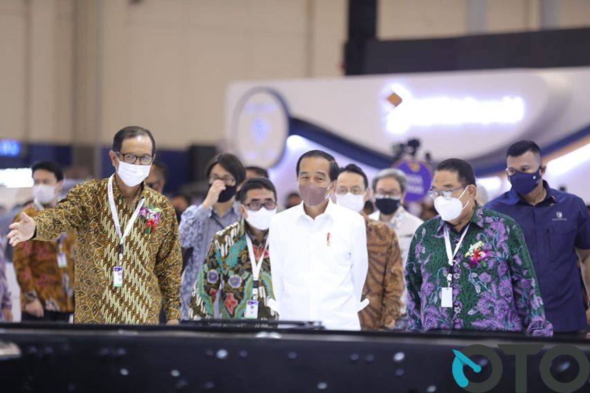 GIIAS 2021: Jokowi Sebut Kebijakan PPnBM Sukses Genjot Penjualan Mobil, Mau Diperpanjang Lagi?