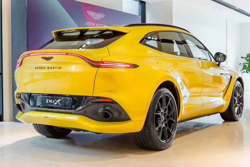 Aston Martin DBX