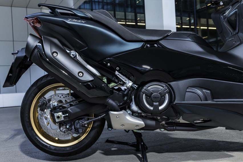 2022 Yamaha TMAX and TMAX Tech MAX engine